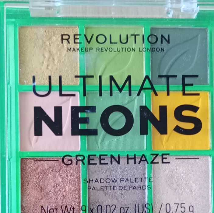 Cienie do powiek MAKEUP REVOLUTION