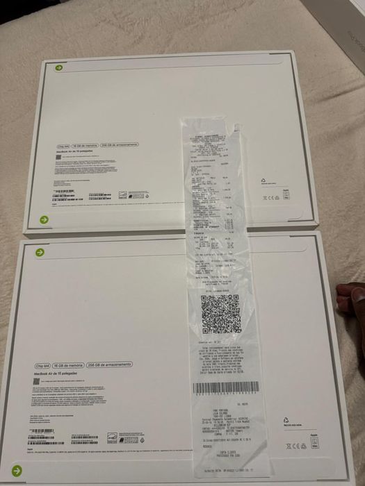 MacBook Air 15" M4 New (Sealed), with Invoice and Warranty64585405247489122