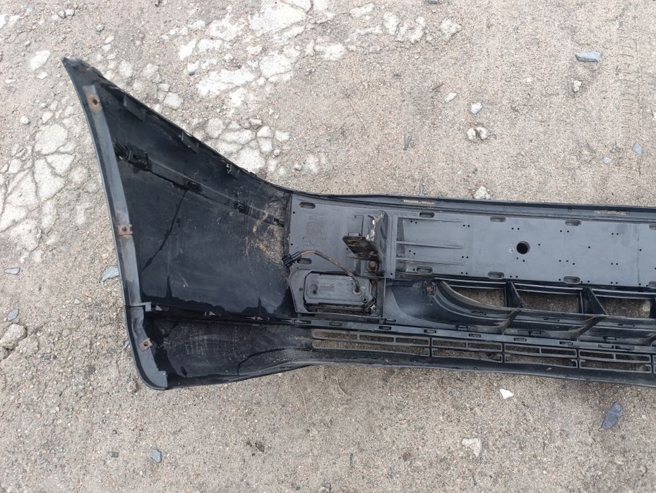 Бампер передний Seat Toledo 1 1995-1999г рестайл. Оригинал. В сборе.