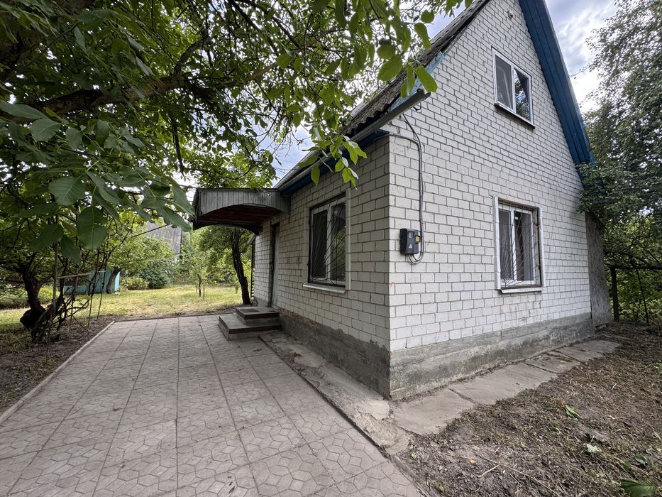 Будинок дача біля села Благодатне. Черкаська область