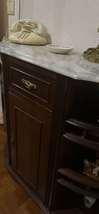 Consolas Madeira e tampo mármore