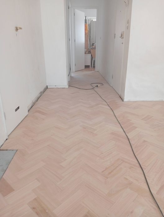 Serviço Taqueiro ( Pavimento de madeira)