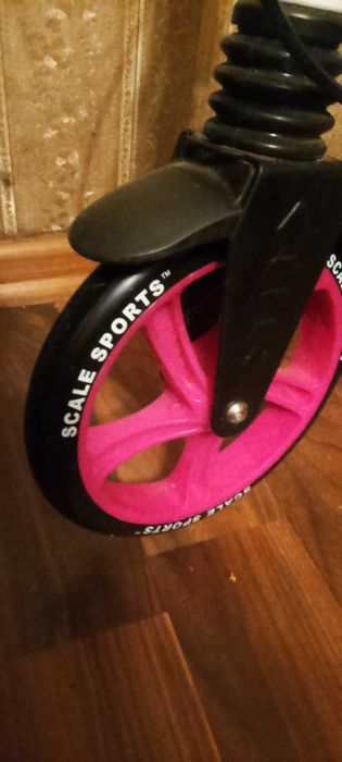 Самокат дівчячий