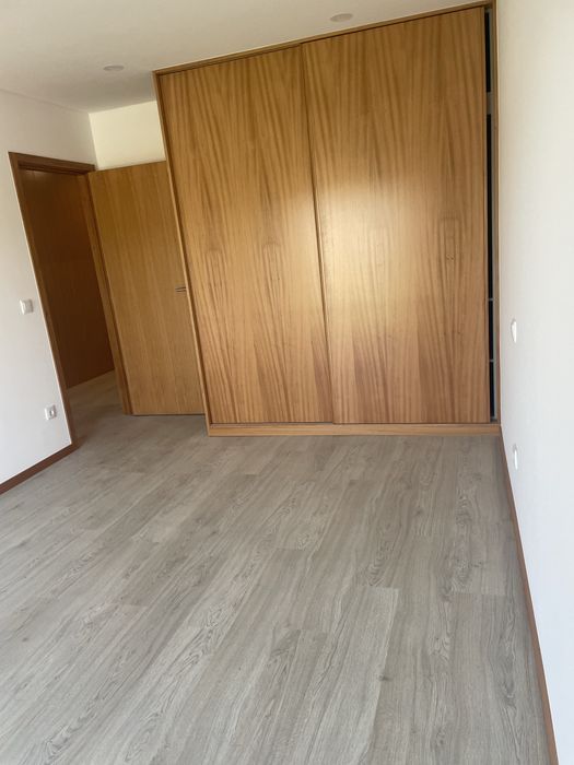 Arendamento novo a estriar