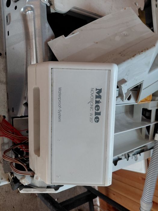 Sprzedam pralkę Miele