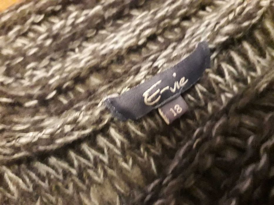 Sweter      Tunika