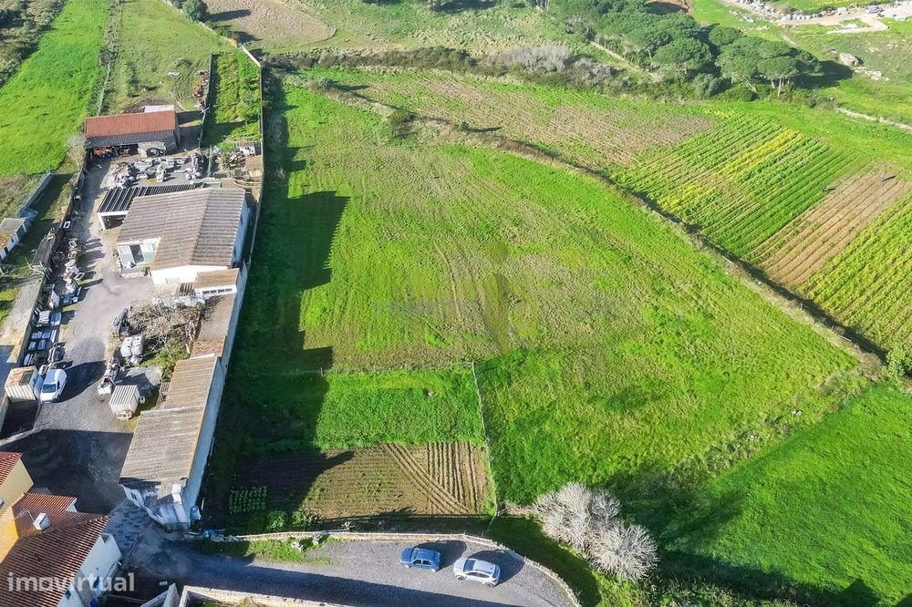 Terreno Rústico com  7.120 m² em Sintra