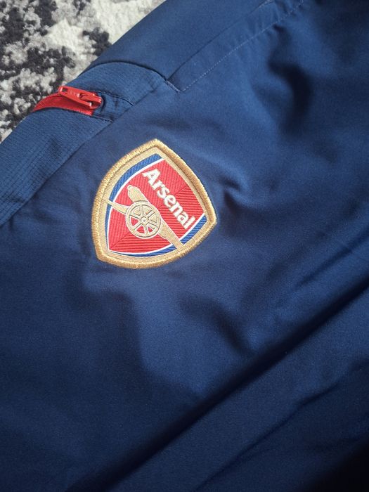 Спортивні штани Adidas, оригінал, стан ідеальний, розмір m