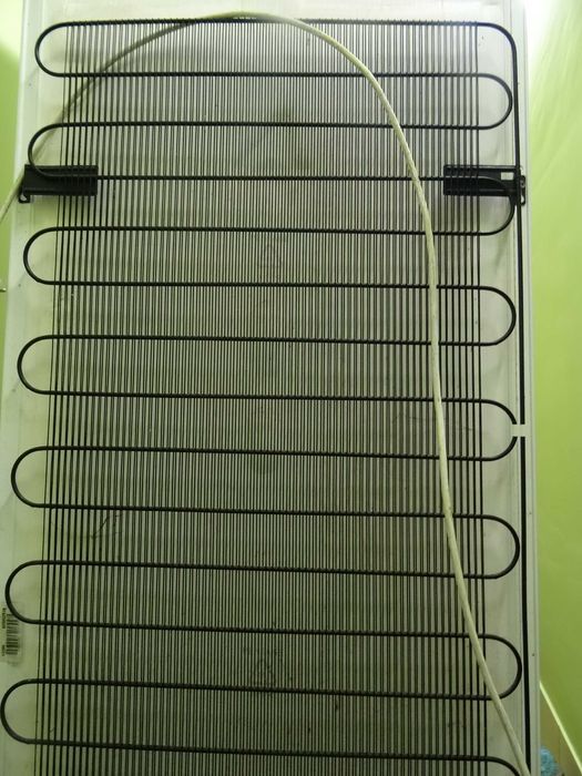 Морозилка ZANUSSI ZFU 27400 WA/Морозильна камера битова