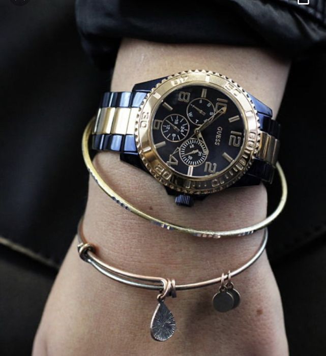 Часы GUESS W0231L6