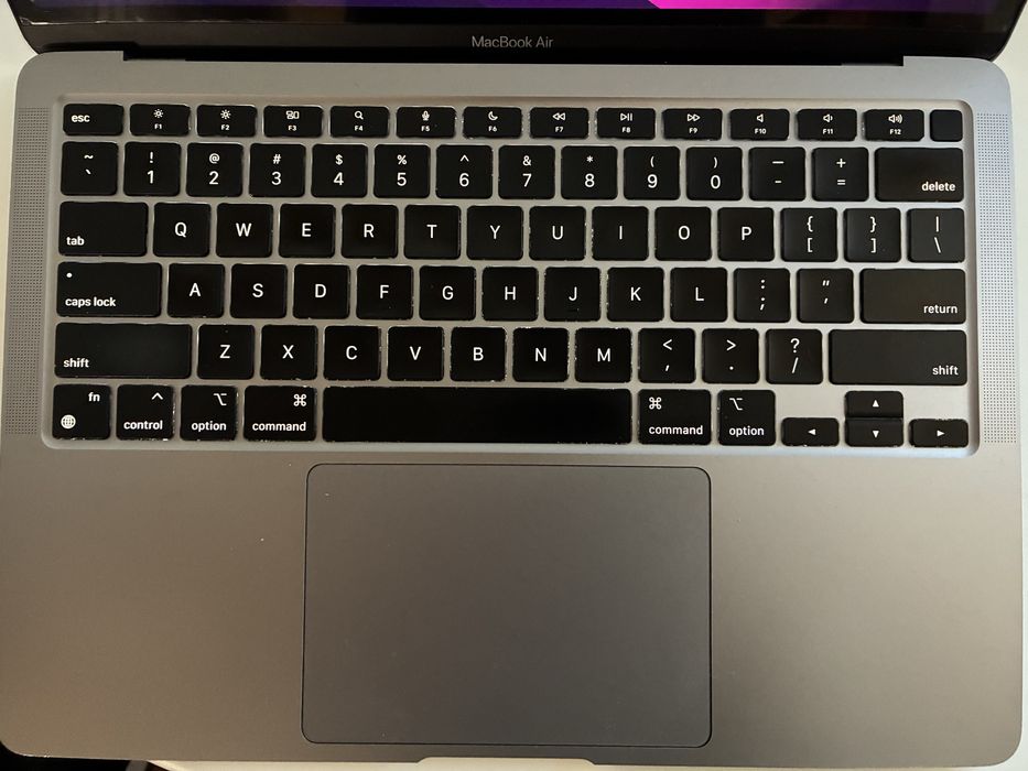 Macbook air m1 16/256gb 100% батарея