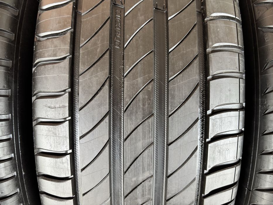 Комплект НОВИХ літніх шин 205/60R16 Michelin Primacy4