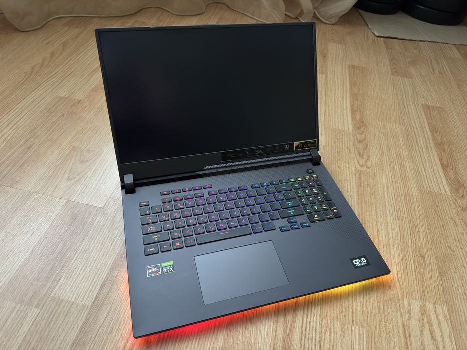 Игровой ноутбук ASUS ROG Strix G17 / RTX 3070 8GB / Ryzen 7 /300Hz