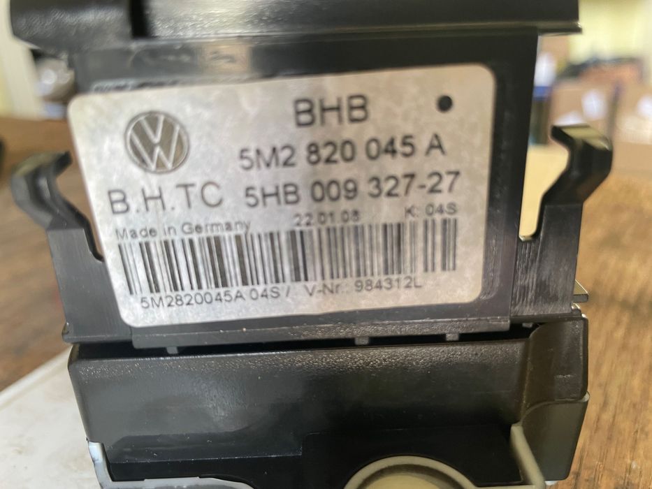 Блок керування клімат контролю Volkswagen Tiguan 5N 5M2820045A