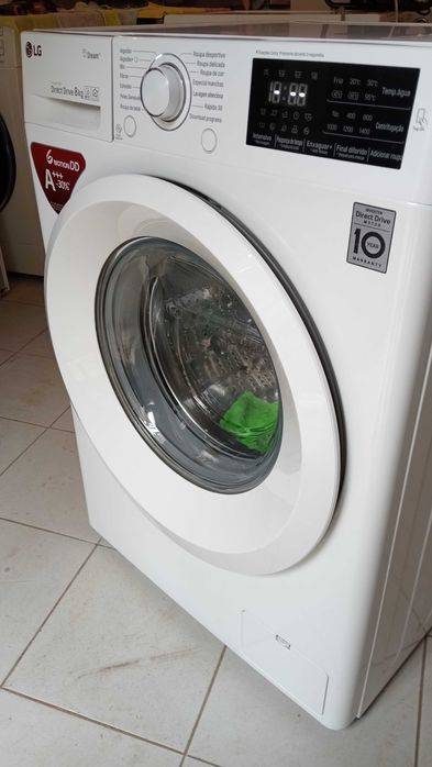Máquina de lavar roupa LG