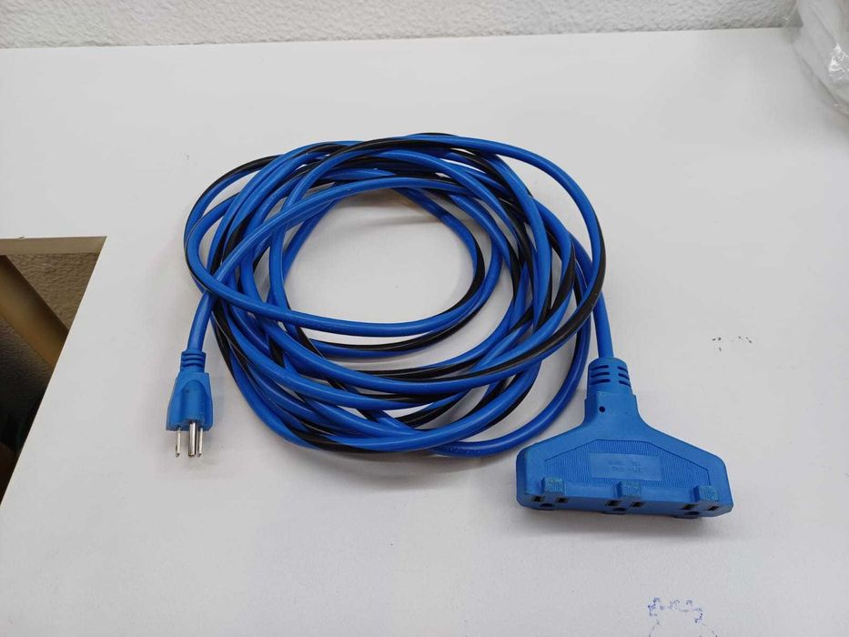 Extensão com tripla fica Americana