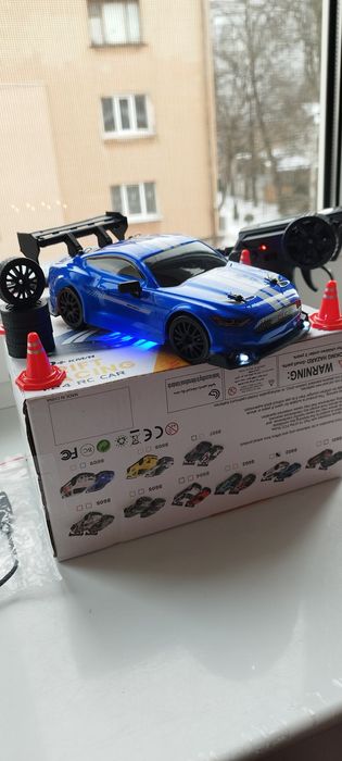 Дрифт Машинка Ford Mustang 4×4 ,з LED 1:24(Різні Варіанти)