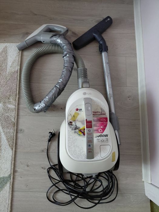 Пилосмок LG V-C7920HUQM на запчастини