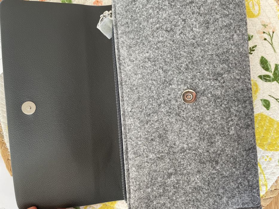 Kosmetyczka La Prairie_szara