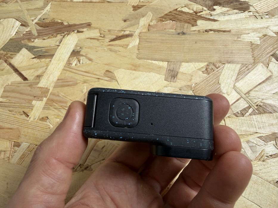 GoPro Hero 12 Black + Media Mod + Acessórios (Estado de Nova)