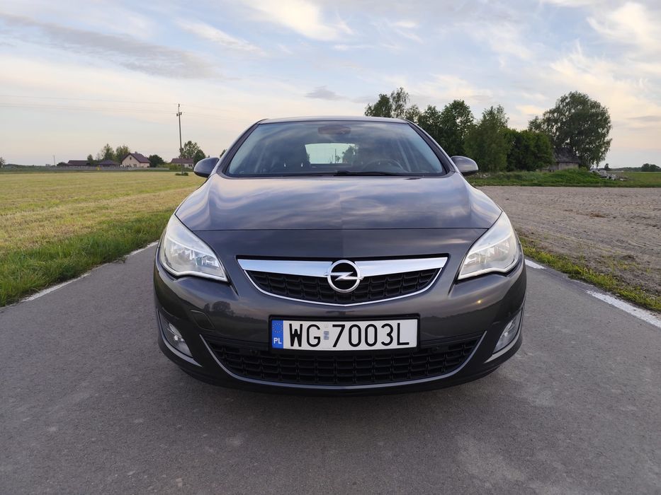 Opel Astra J 1.4T