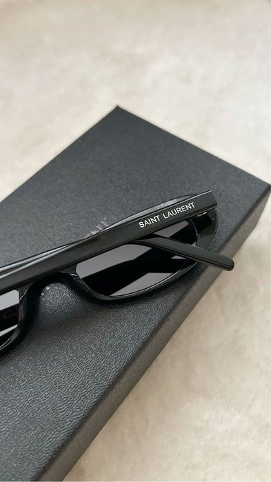 Stylowe okulary przeciwsłoneczne