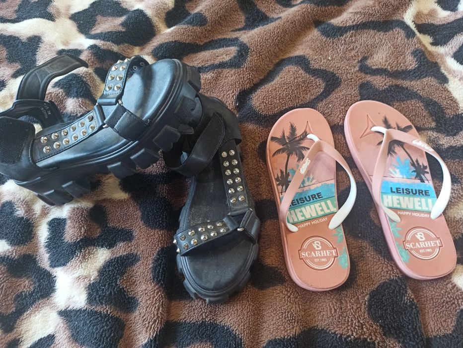 Женские босоножки тапочки 38