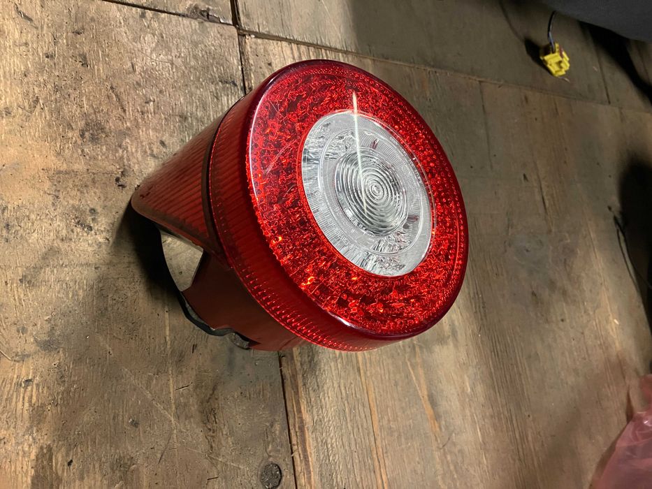 Lampa Ferrari tylna prawa Usa