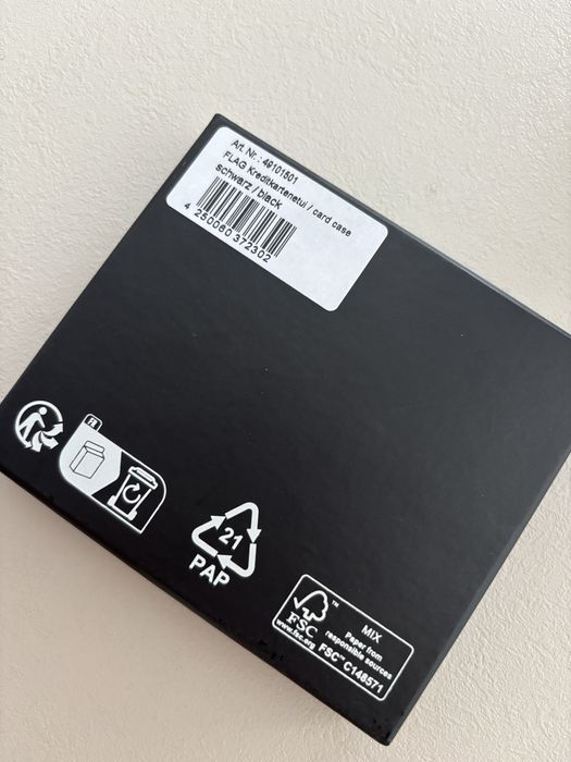 Картхолдер Bugatti