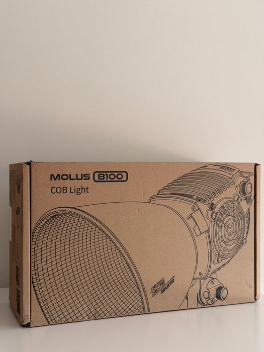 Led Zhyiun B100 novo nunca usado 100w