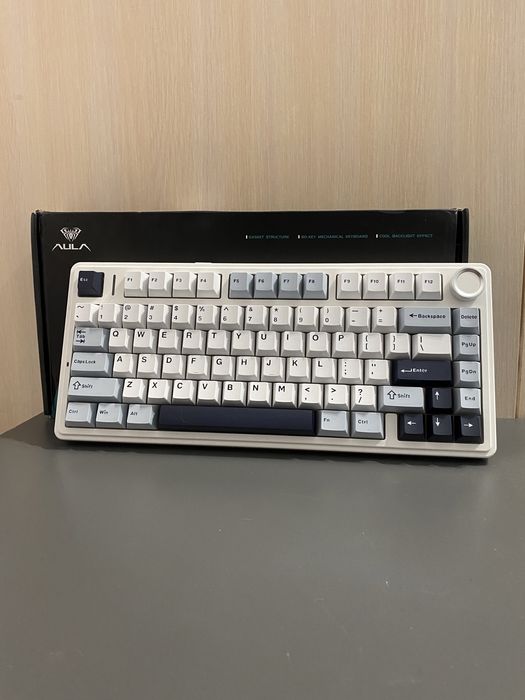 НОВА! Клавіатура Aula F75 white-blue
