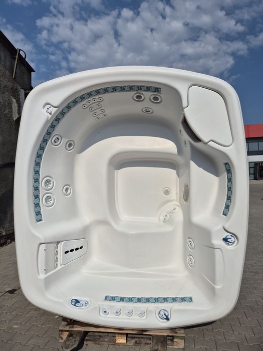 Jacuzzi ogrodowe używane Hotspring 6️⃣ osobowe