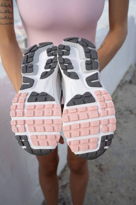 Nike Zoom Vomero 5 White Pink , женские кроссовки Найк  36 37 38 39 40