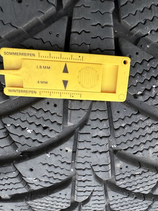 225-55-17 Laufenn i fit ice зимні зима шини резина