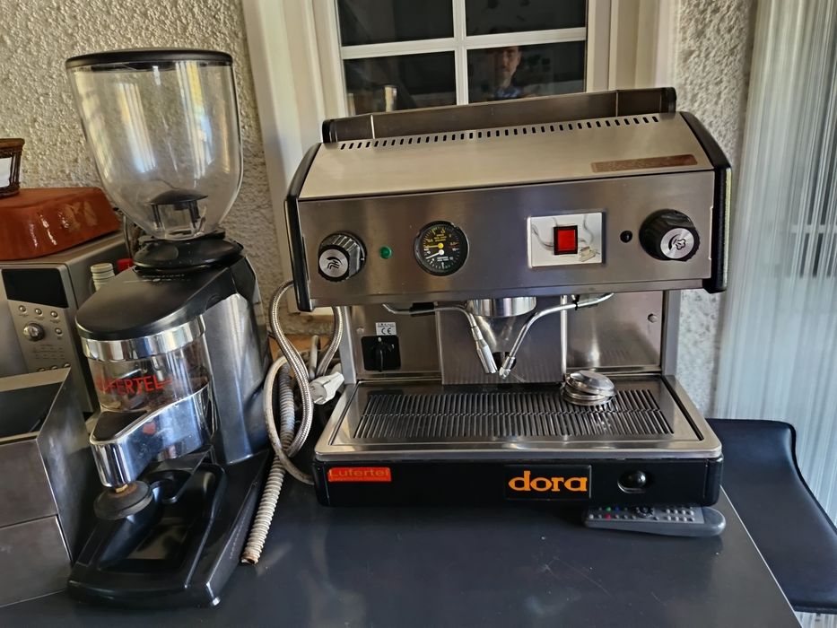Máquina café mais moinho profissional