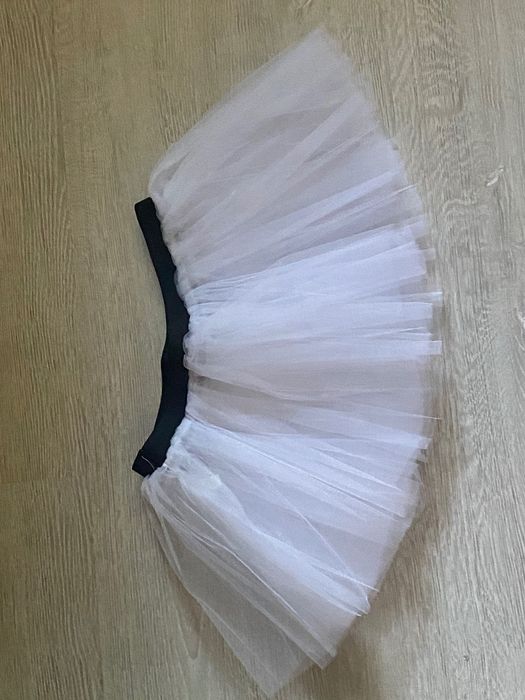 Spódniczka tiulowa biała