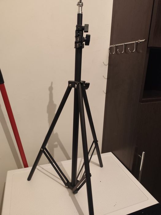 Statyw oświetleniowy max 190cm