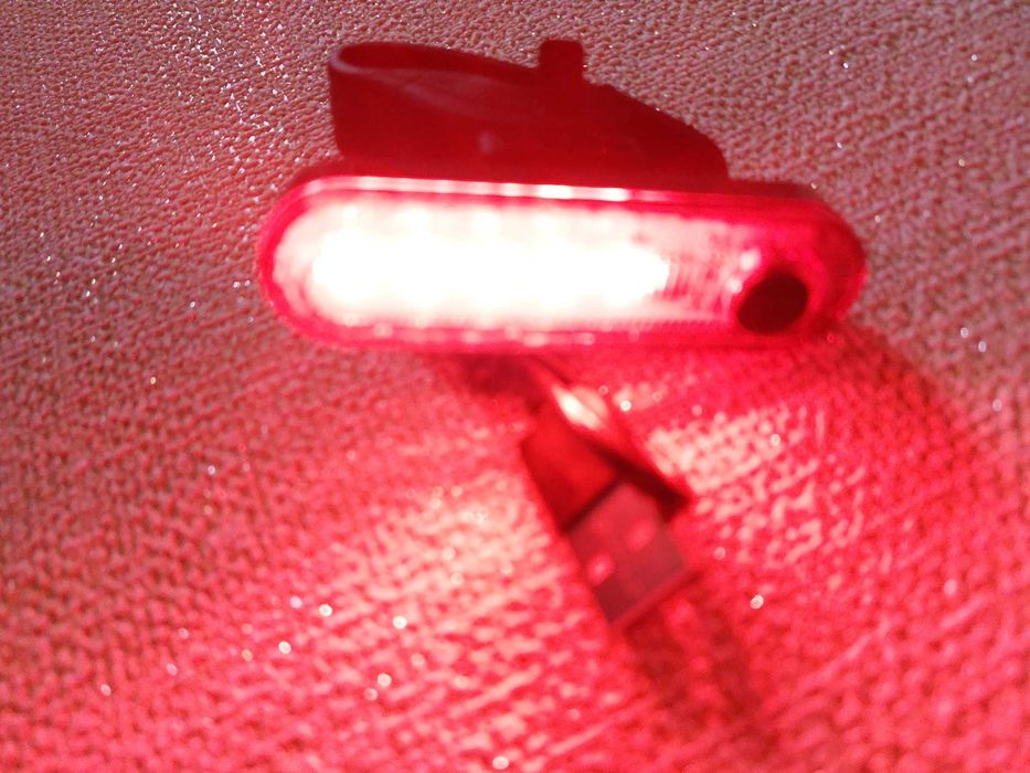 Задній ліхтар RL 510 USB для велосипеда світлодіодний