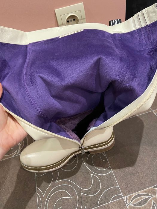 Зимові жіночі чоботи Estro