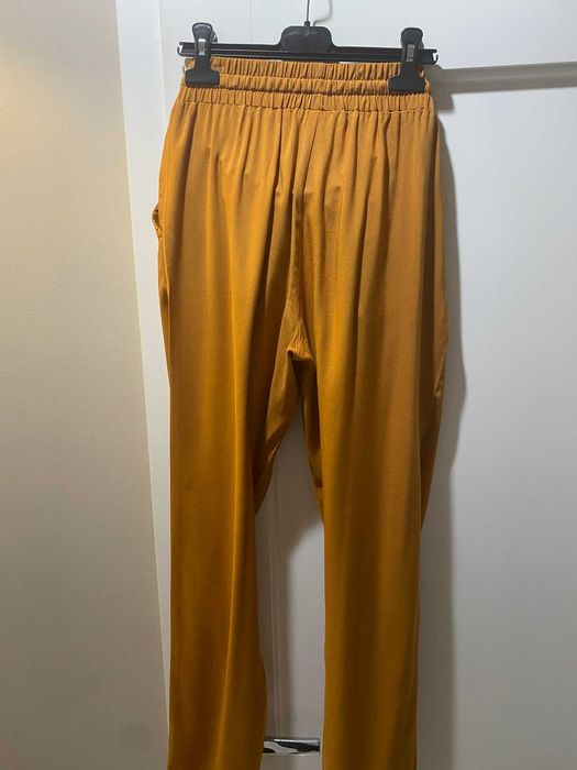 Spodnie letnie musztardowe