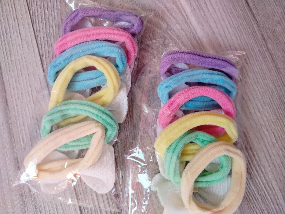 Śliczne gumki kokardki nowe