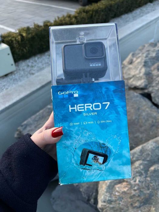 Екшн-камера GoPro Hero 7 silver в коробці