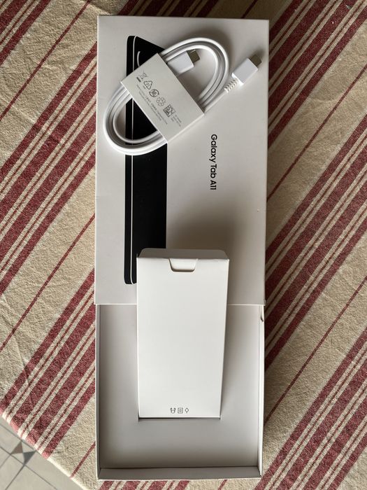 Планшет “Samsung Galaxi tab A11