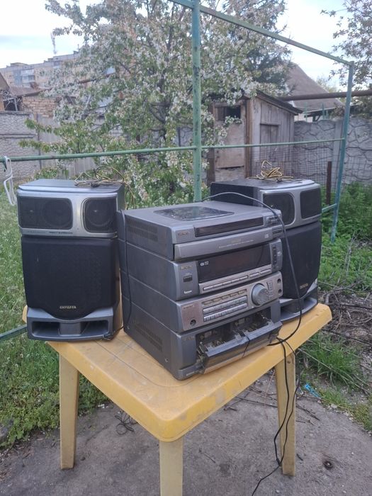 Музыкальный центр AIWA