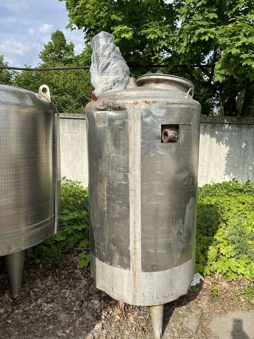 Продам ємності 1 куб нержавійка