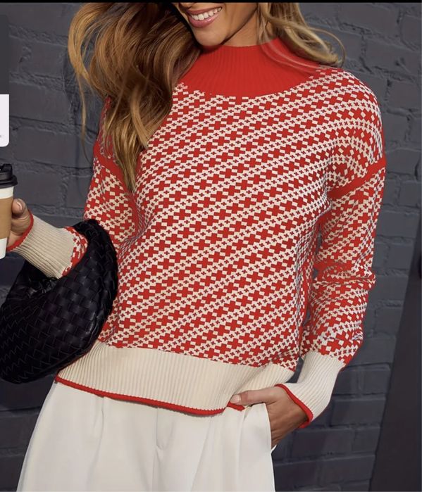 Свитер, джемпер женский новый М