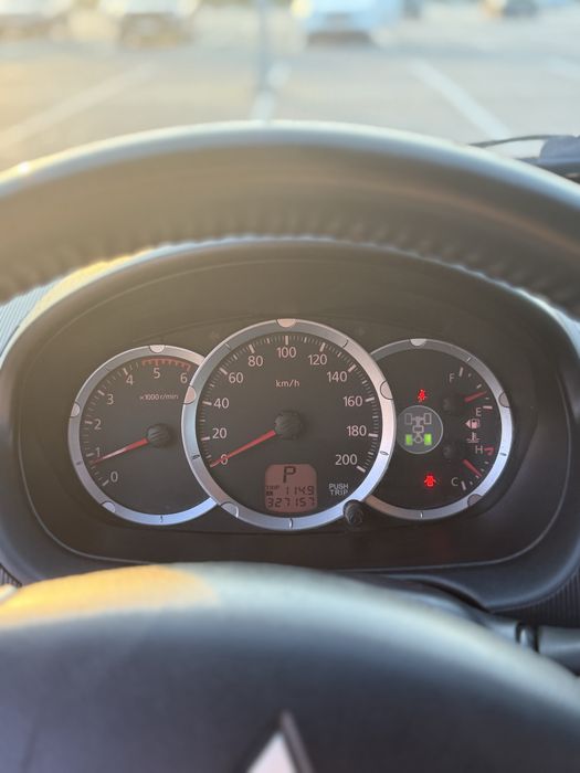 Продам пікап, mitsubishi l200 2.5 дизель
