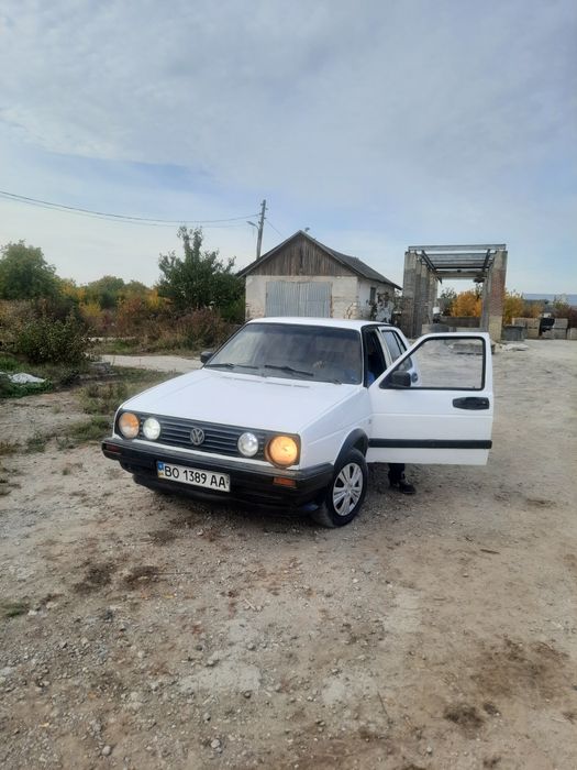 Volkswagen Golf 2