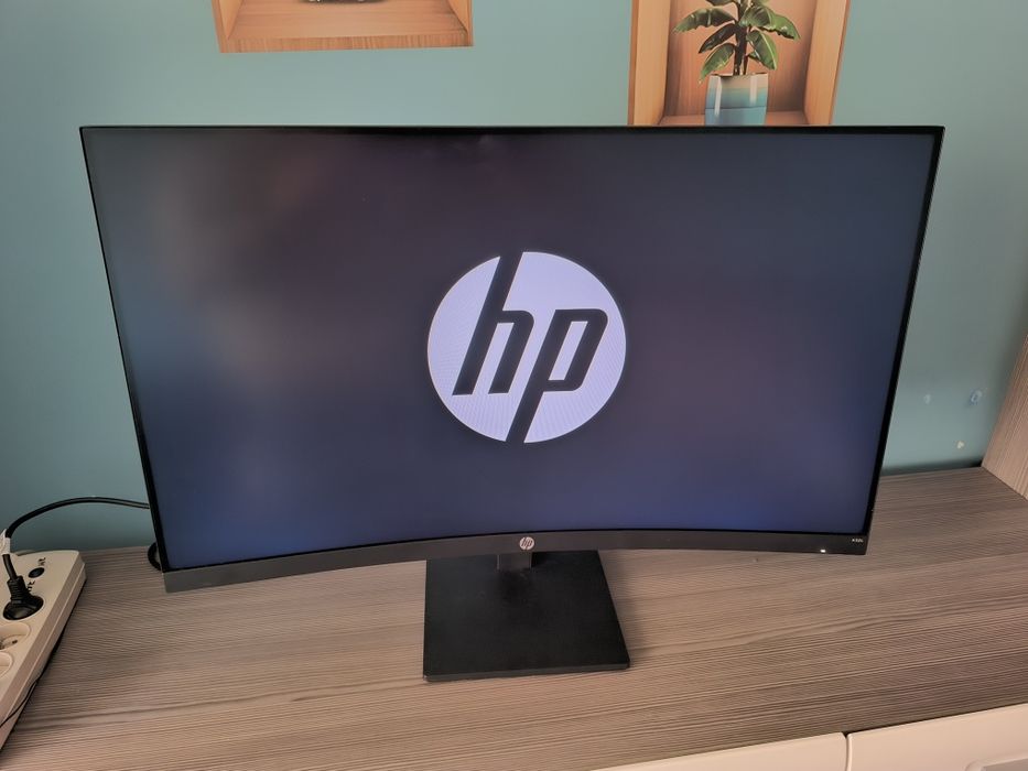 HP X32c-31,5 monitor zakrzywiony