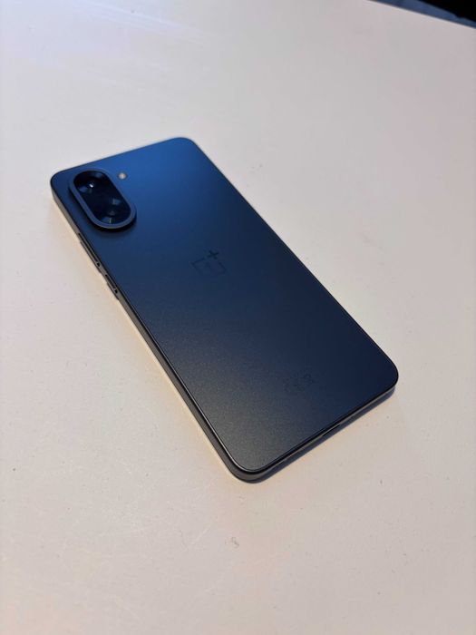 Smartfon OnePlus Nord CE5 8/128GB 6,77'' 120Hz 50Mpix Black Infinity